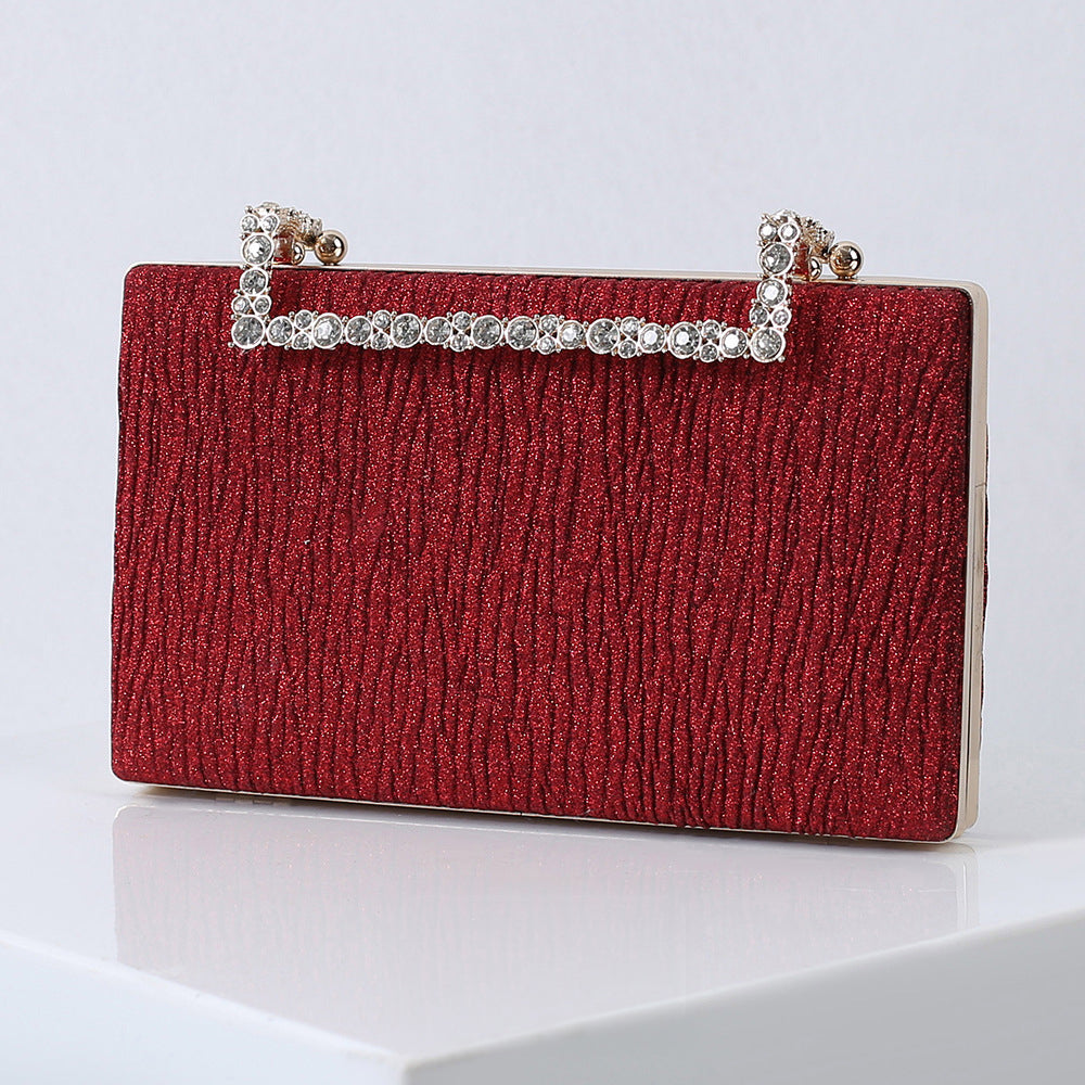Classic Vintage Bag with a Flattering Fit