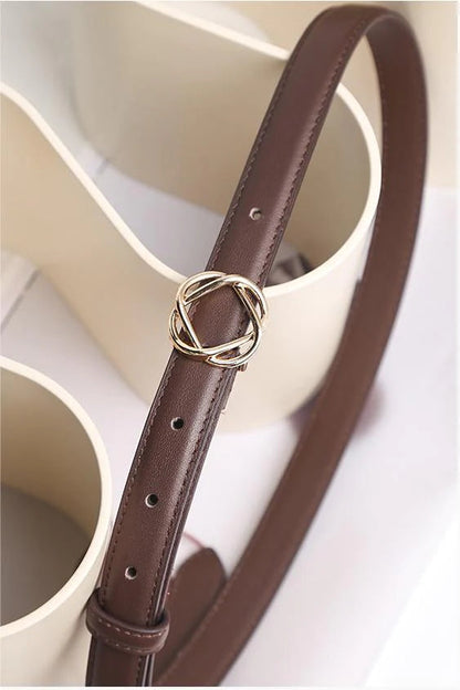 Effortlessly Elegant Garment with a Timeless Design