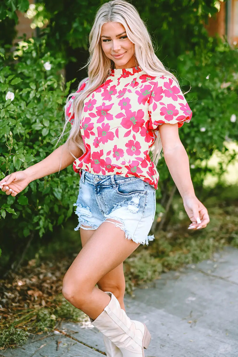 Beautifully Crafted Blouse in a Classic Style