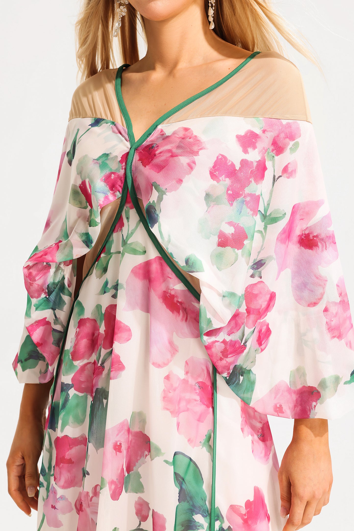 Beautifully Crafted Dress in a Classic Style