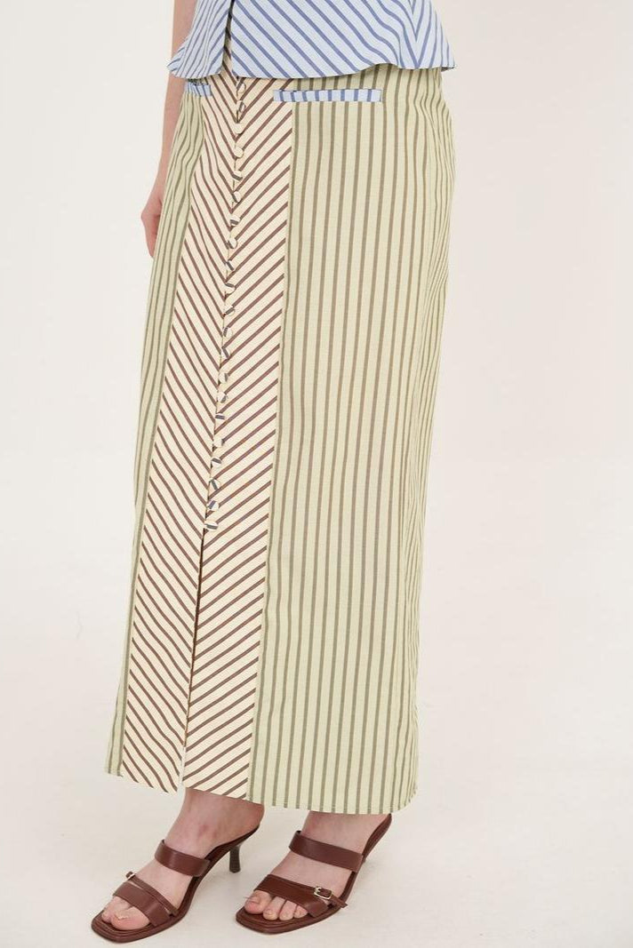 Classic Vintage & Enduringly Stylish Garment