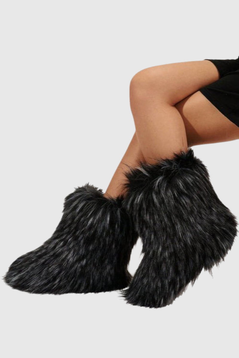 Well Tailored Boots with a Graceful Silhouette