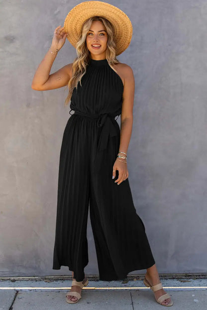 Sophisticated Garment with a Clean Classic Look