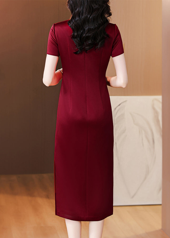 Sophisticated Dress with a Clean Classic Look