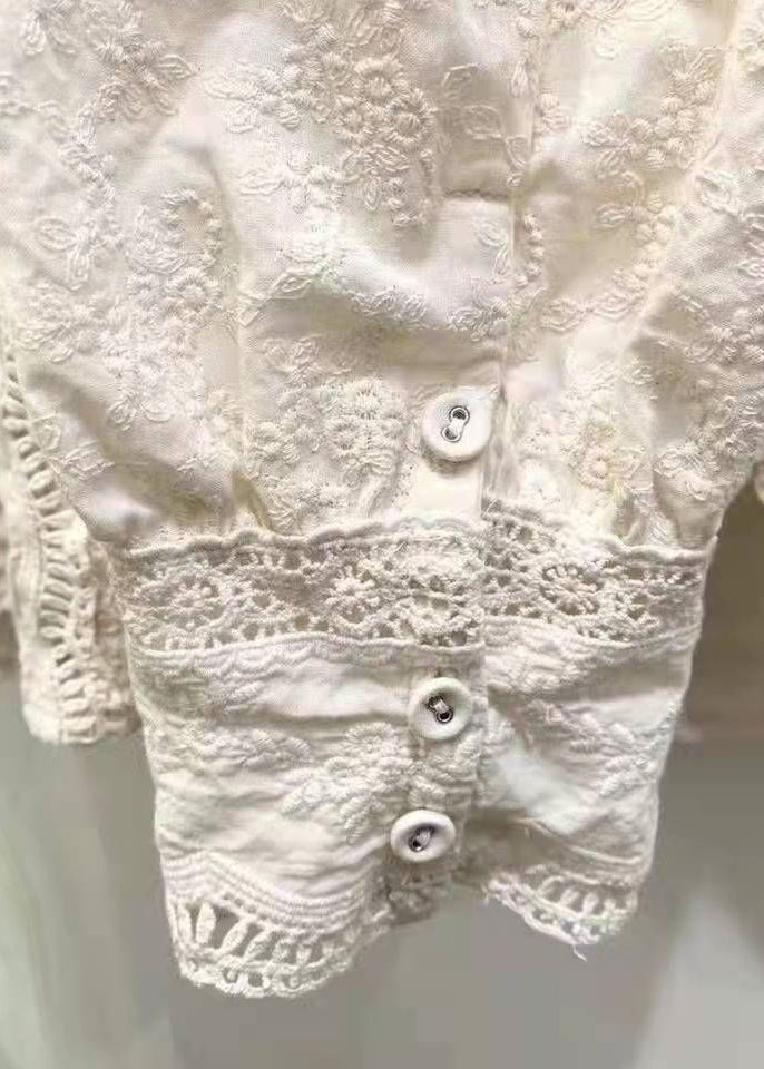 Well Tailored Shirt with a Graceful Silhouette