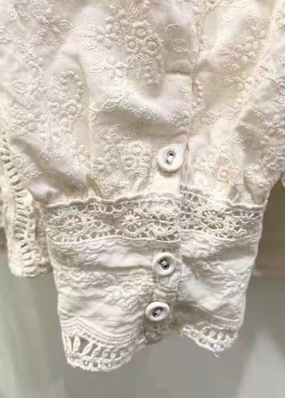 Well Tailored Shirt with a Graceful Silhouette