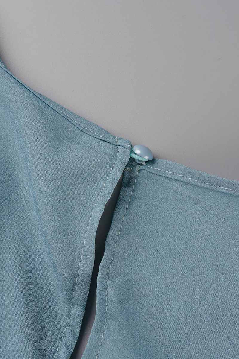Gracefully Styled Garment for Any Occasion