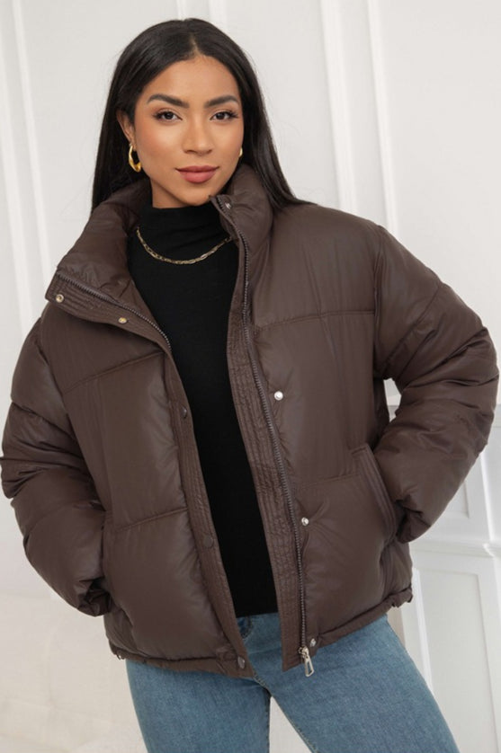 Effortlessly Elegant Jacket with a Timeless Design