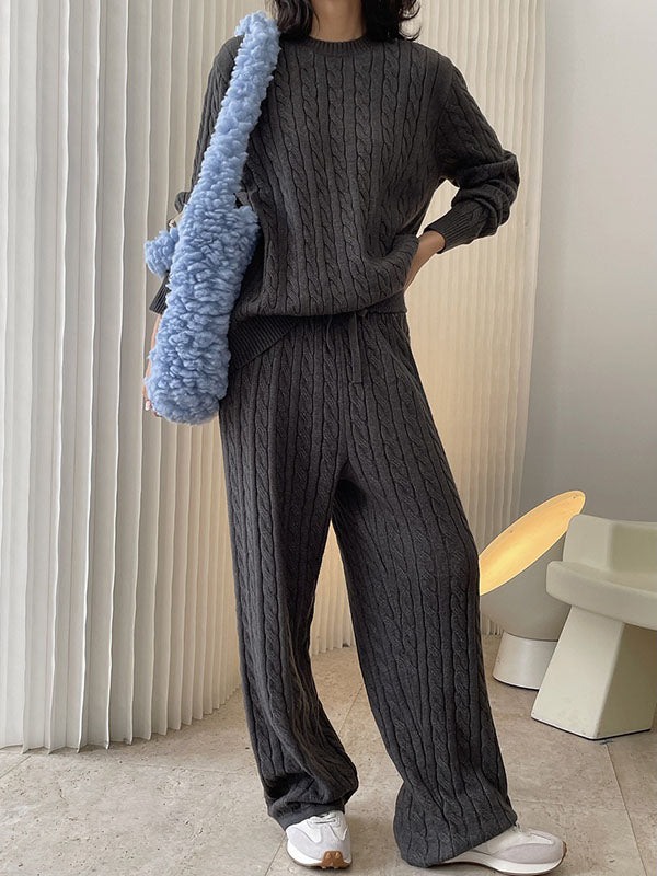 A Vintage Style Pants with Delicate Timeless Details