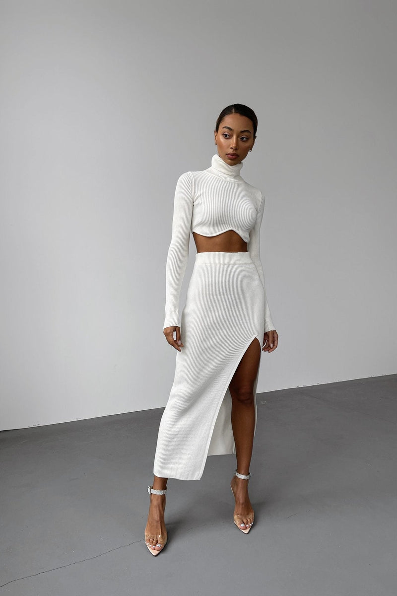 Polished Garment with an Effortless Classic Look