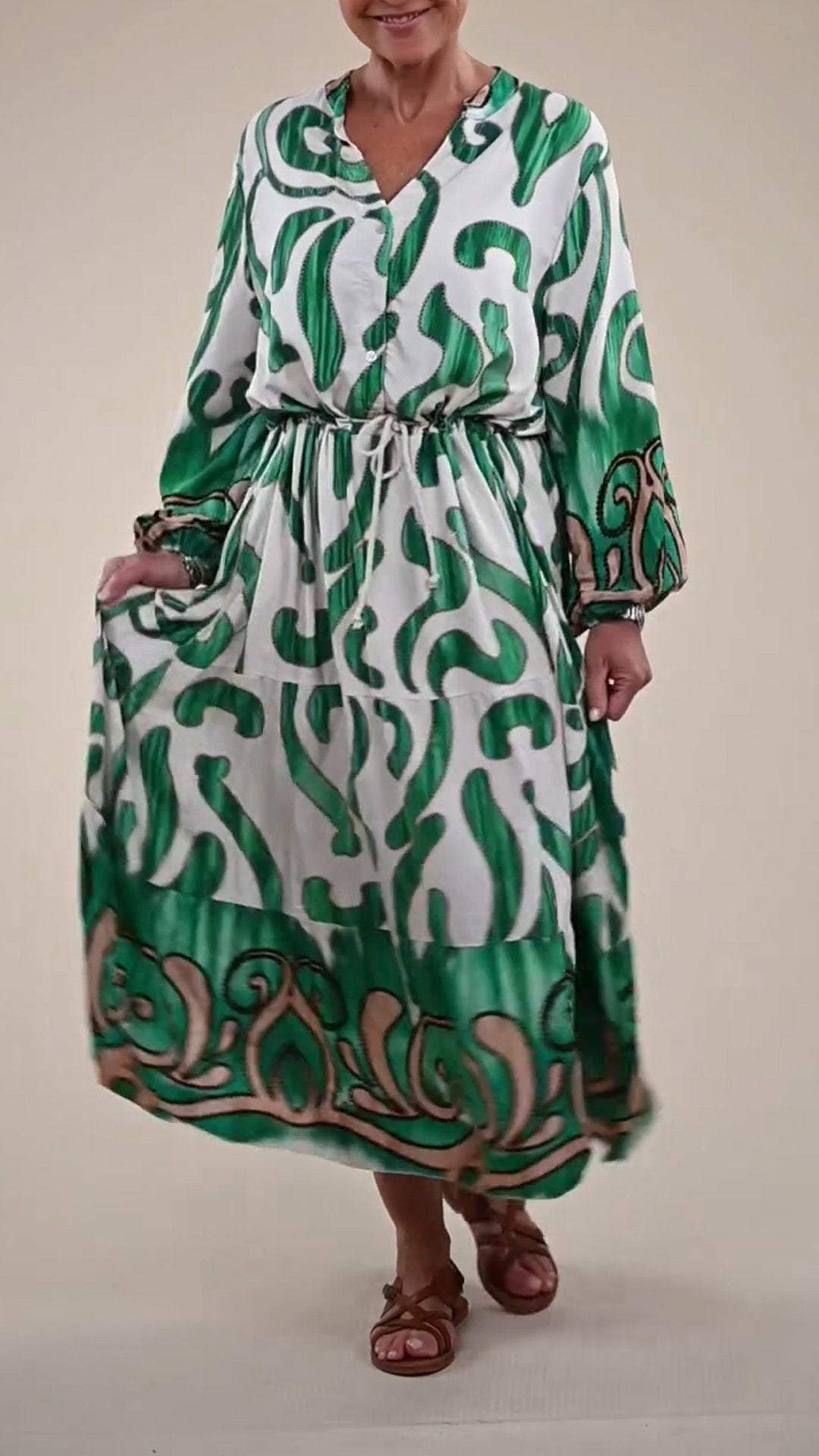 Gracefully Styled Dress for Any Occasion