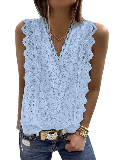 Effortlessly Elegant Top with a Timeless Design