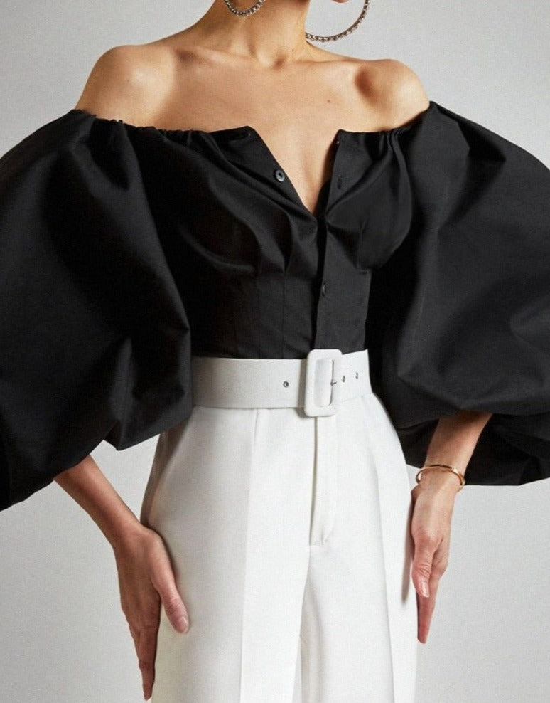 Beautifully Finished Top in a Timeless Design