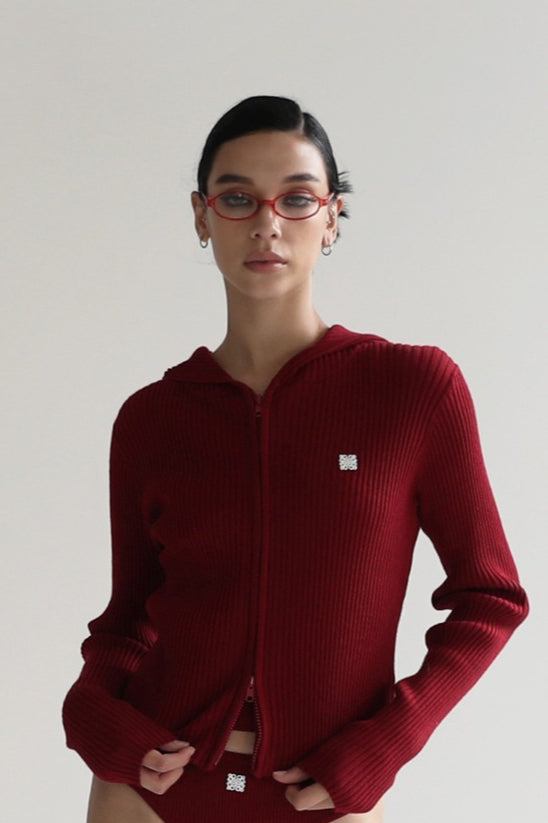 Gracefully Styled Sweater for Any Occasion