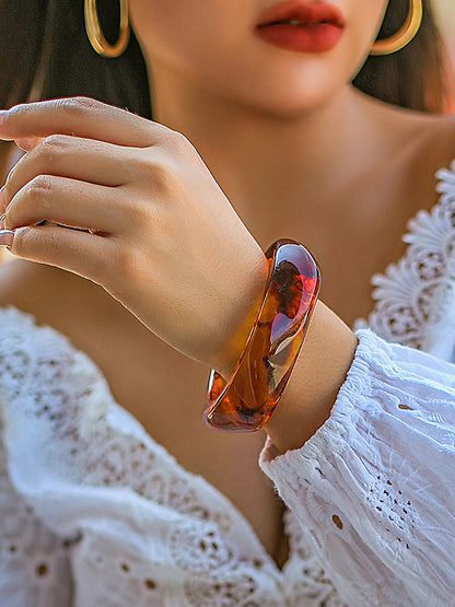 Gracefully Styled Garment for Any Occasion