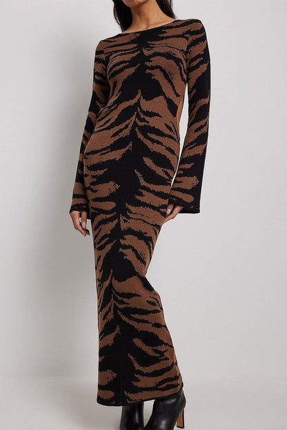 Sophisticated Dress with a Clean Classic Look