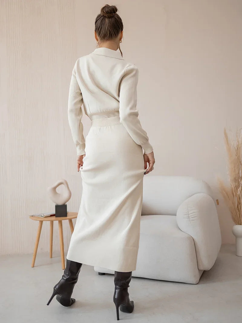 Gracefully Styled Garment for Any Occasion