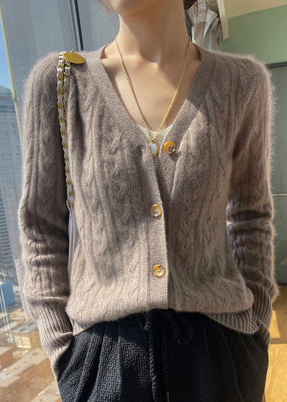 Elegantly Styled Cardigan for Everyday Wear