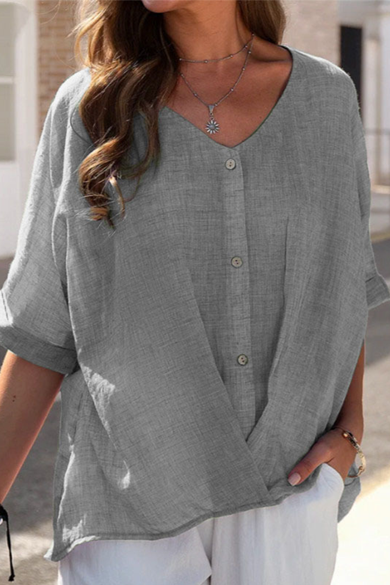A Vintage Style Top with Delicate Timeless Details