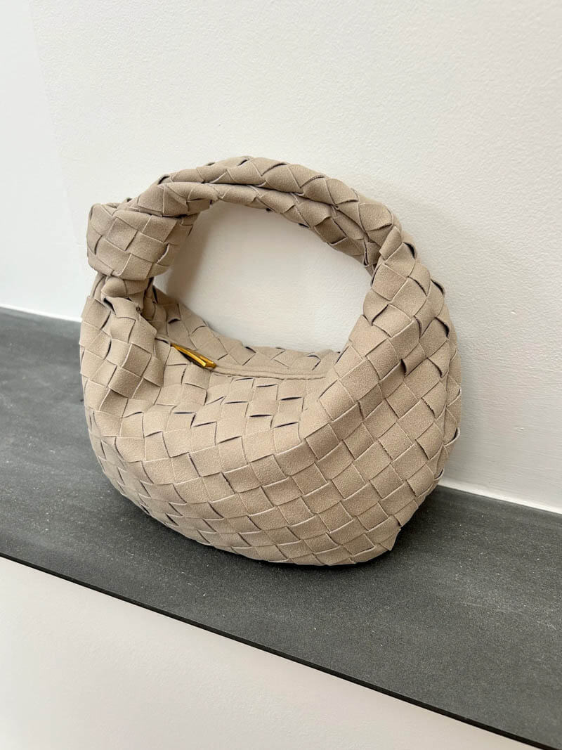 Beautifully Balanced Bag with Timeless Character