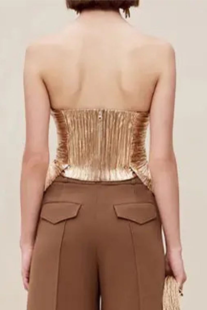 Classic Vintage Top with a Flattering Fit
