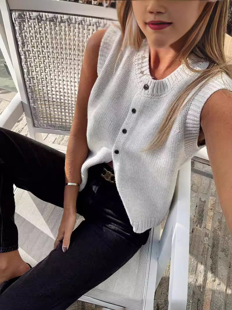 Classic Vintage & Enduringly Stylish Cardigan