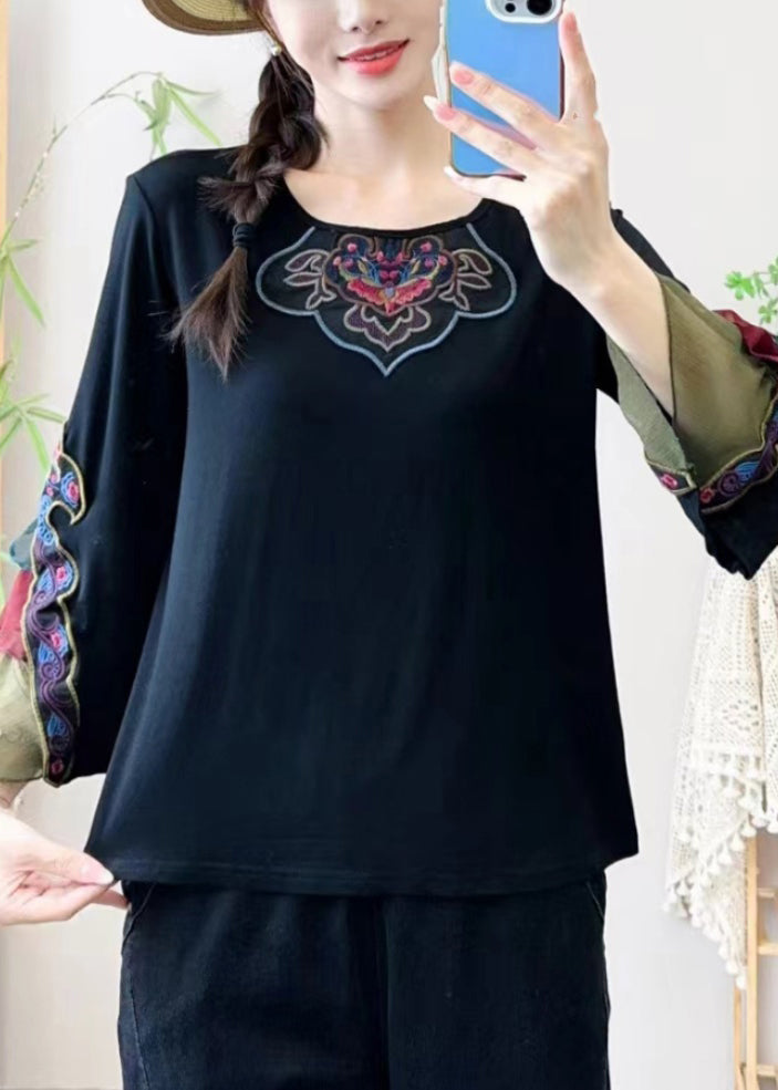 Well Tailored Shirt with a Graceful Silhouette
