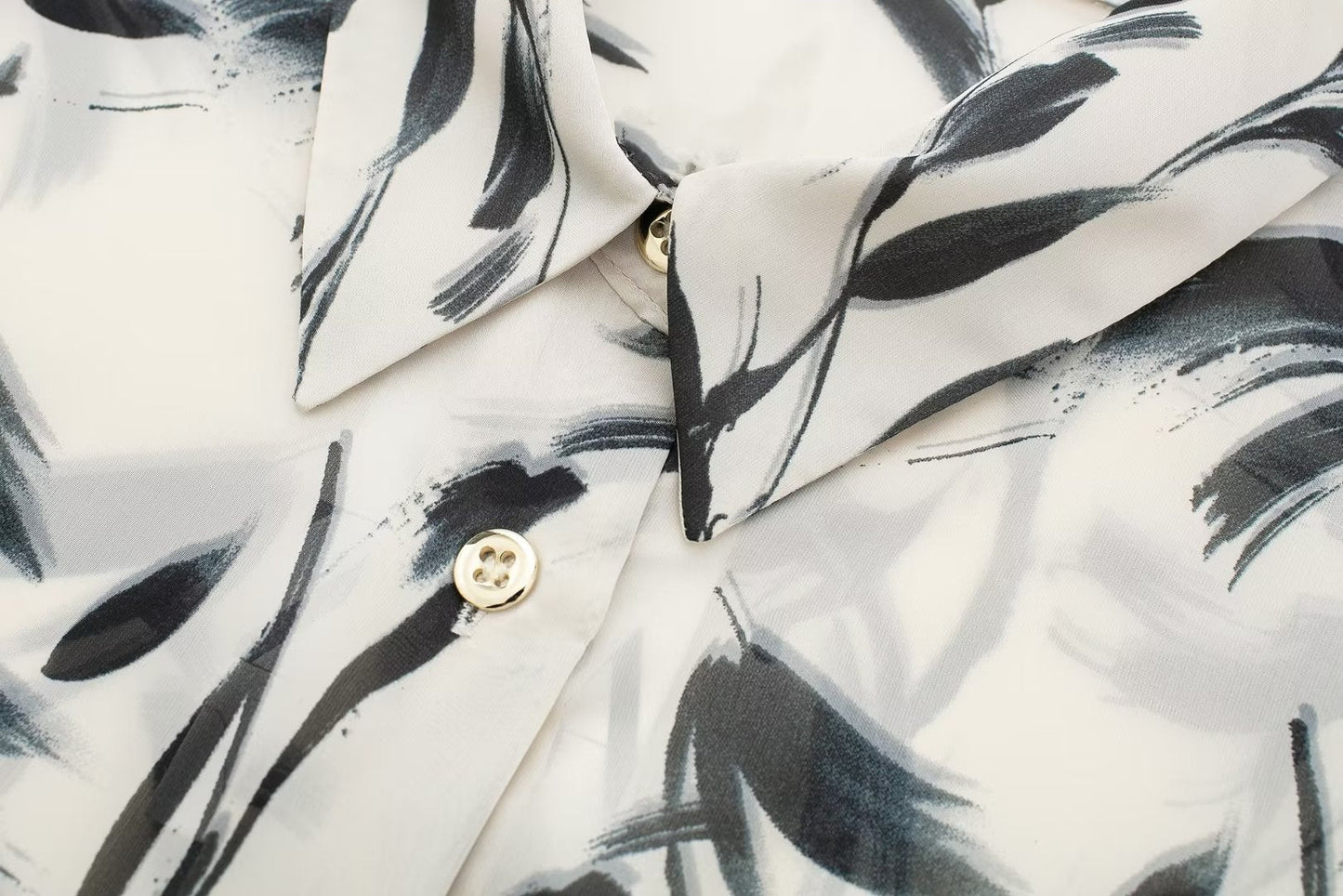 Classic Vintage & Enduringly Stylish Shirt