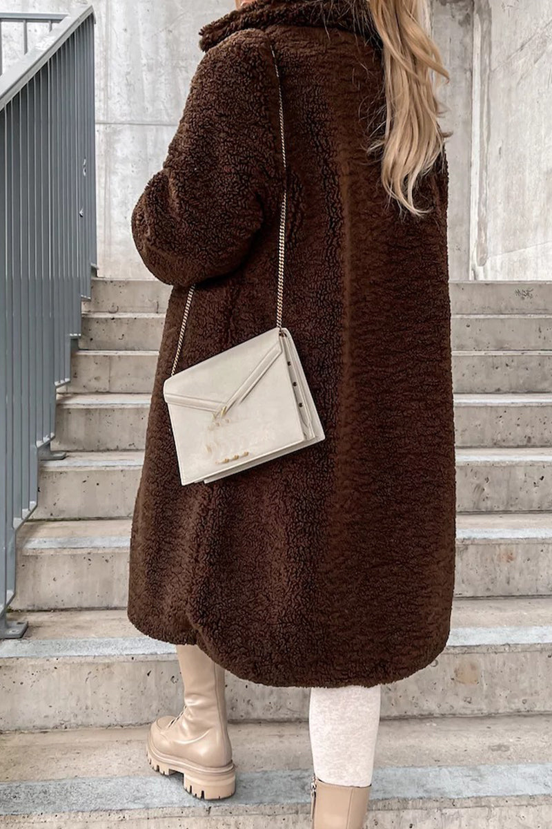 Gracefully Styled Garment for Any Occasion