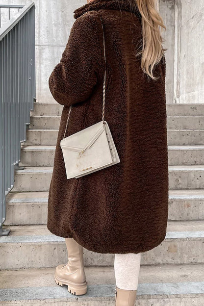 Gracefully Styled Garment for Any Occasion