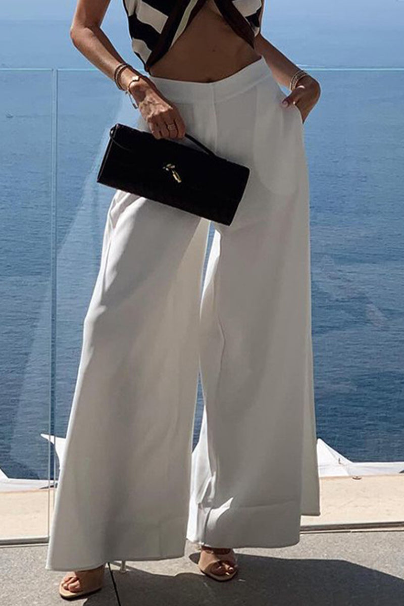 Sophisticated Garment with a Clean Classic Look