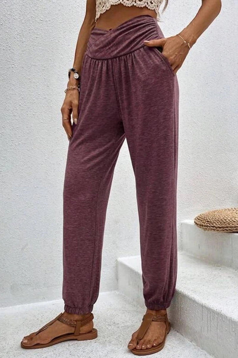 Gracefully Styled Pants for Any Occasion
