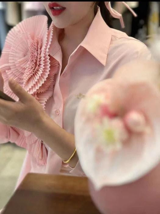 Polished Shirt with an Effortless Classic Look