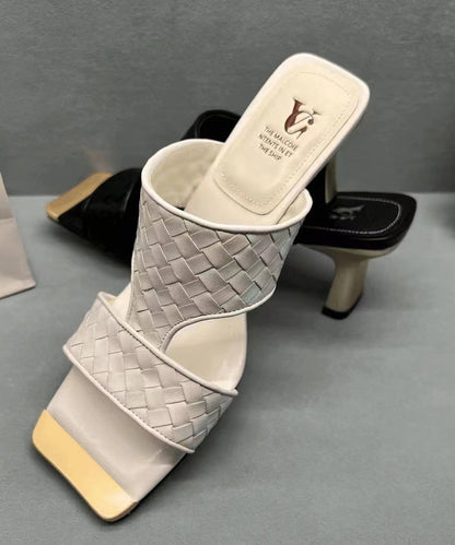 Well Tailored Sandals with a Graceful Silhouette