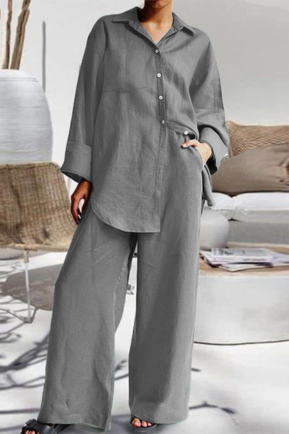Effortlessly Elegant Garment with a Timeless Design
