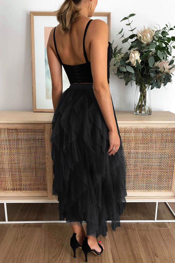 Effortlessly Elegant Garment with a Timeless Design