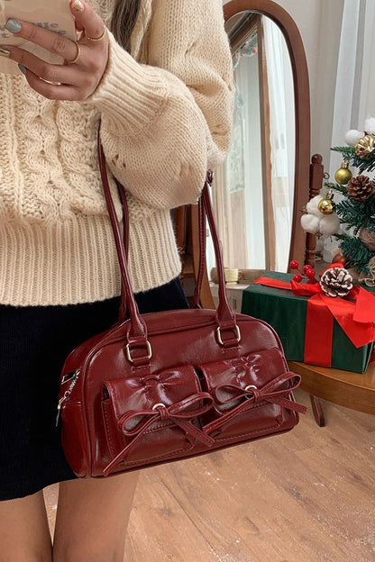 Polished Bag with an Effortless Classic Look