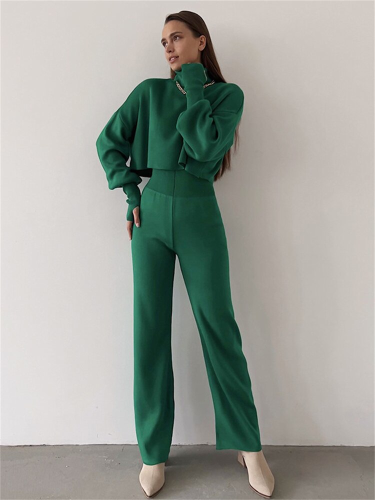 Sophisticated Pants with a Clean Classic Look