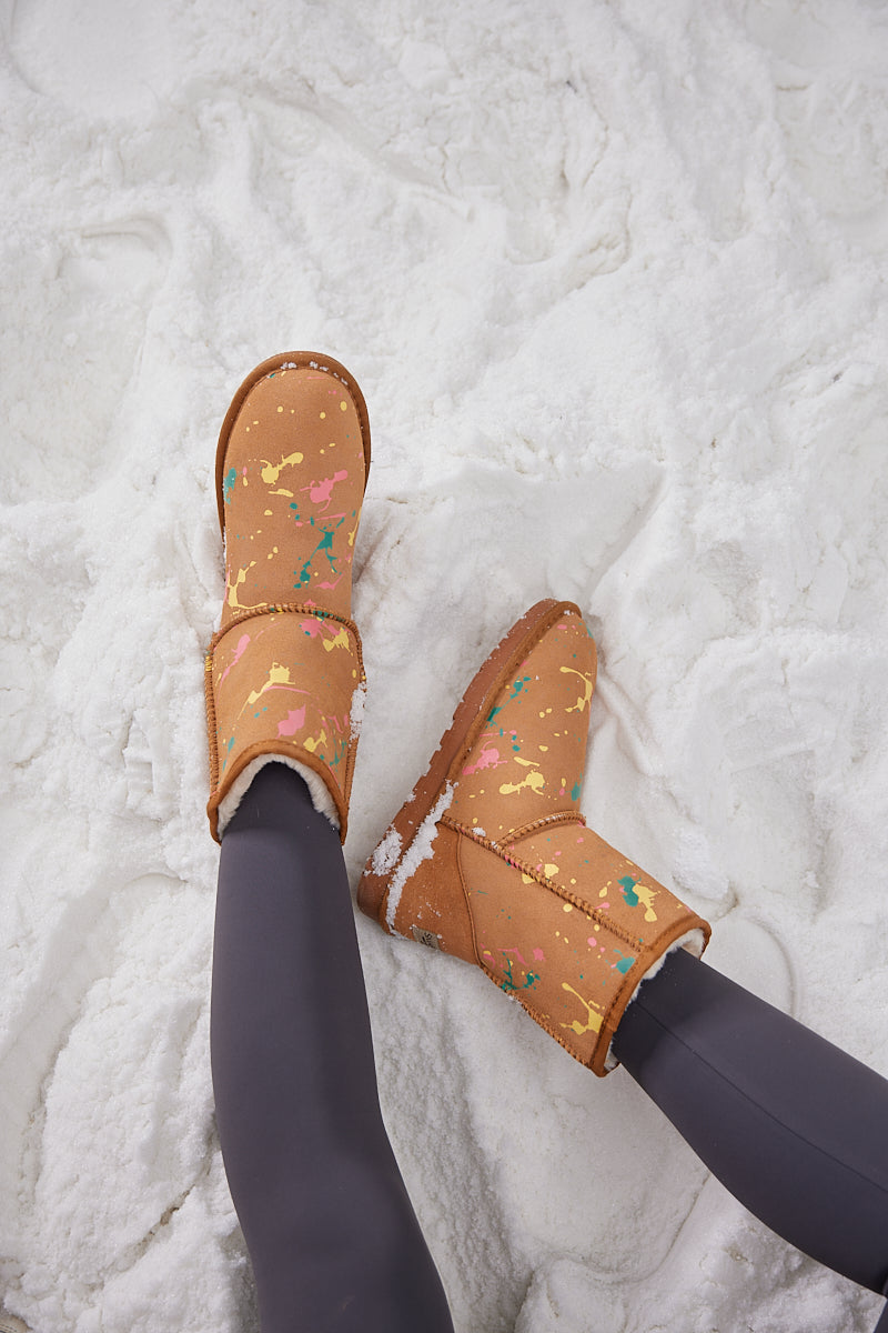 Well Tailored Boots with a Graceful Silhouette