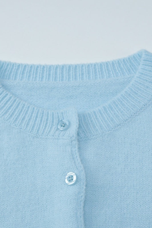 Elegantly Styled Cardigan for Everyday Wear