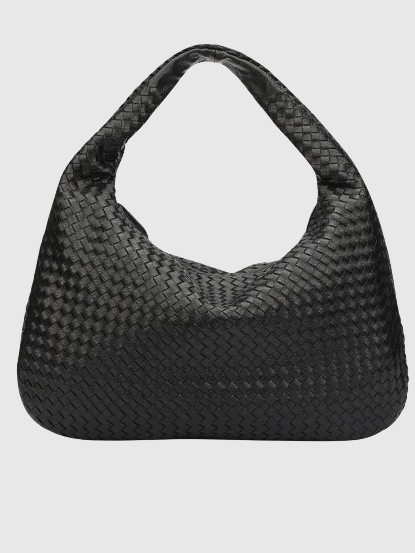 Gracefully Styled Bag for Any Occasion