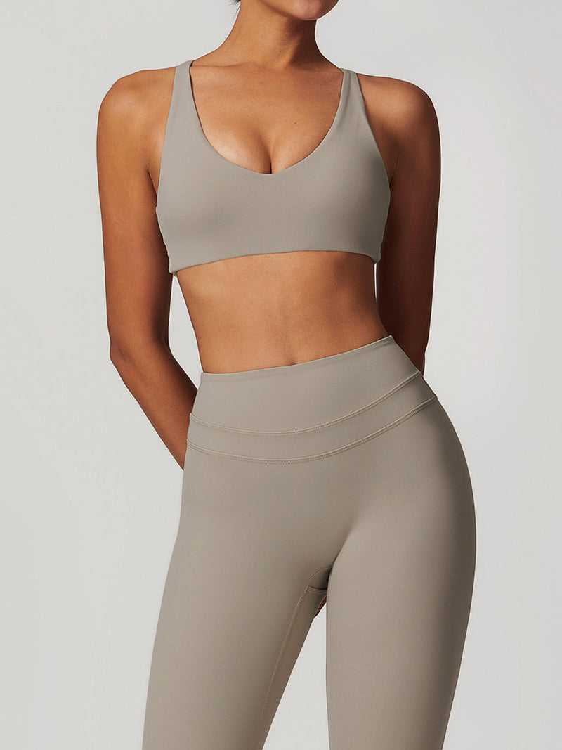 Well Tailored Garment with a Graceful Silhouette