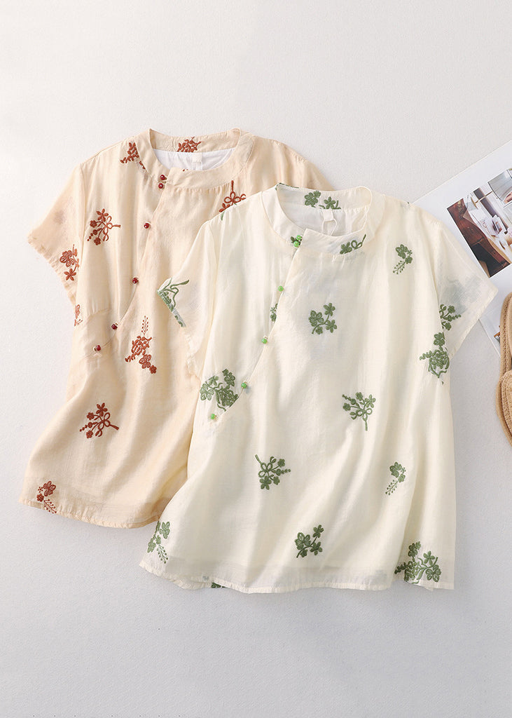 Sophisticated Blouse with a Clean Classic Look