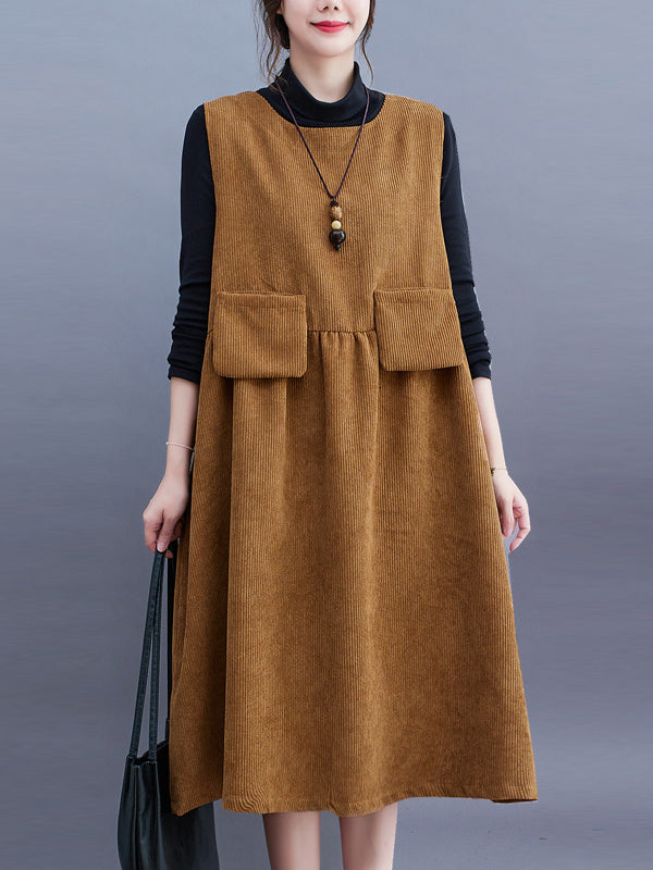 Classic Vintage Dress with a Flattering Fit