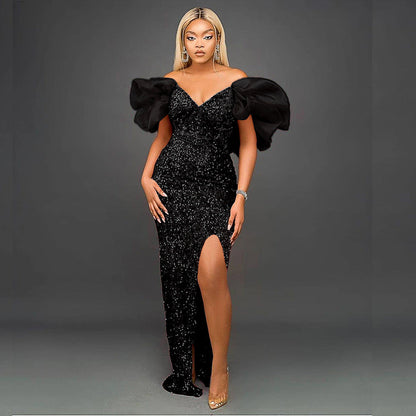 Beautifully Finished Dress in a Timeless Design