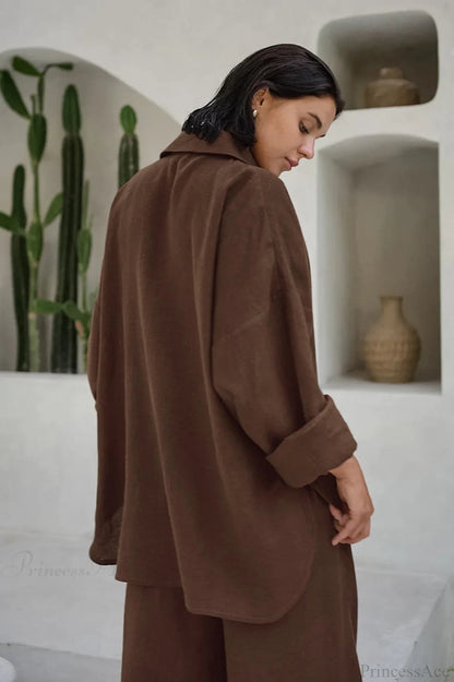 Sophisticated Garment with a Clean Classic Look
