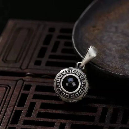 Beautifully Finished Garment in a Timeless Design