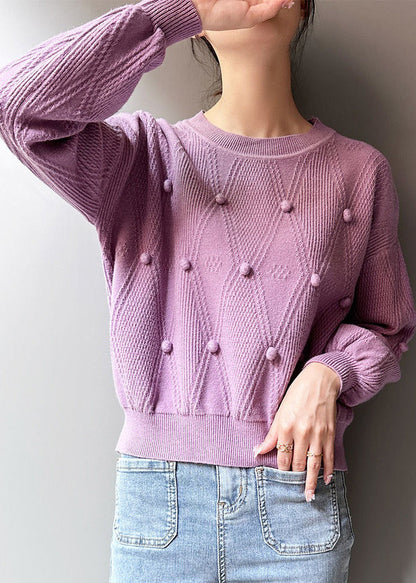 Well Tailored Top with a Graceful Silhouette