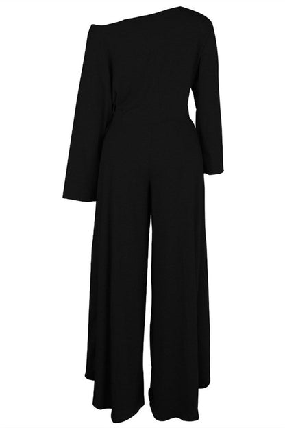 Effortlessly Elegant Garment with a Timeless Design