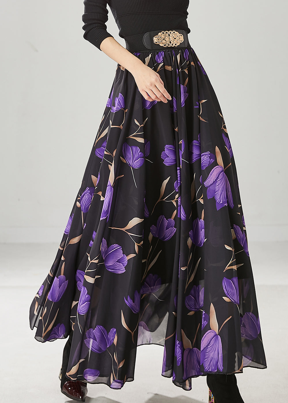Well Tailored Garment with a Graceful Silhouette